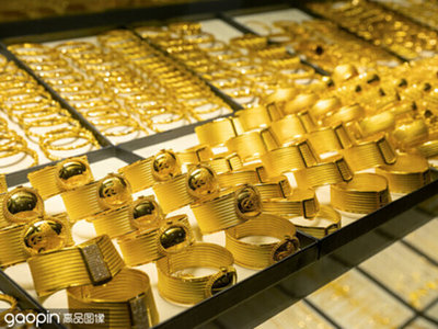 金银珠宝与金银饰品 品质生活与情感寄托的象征